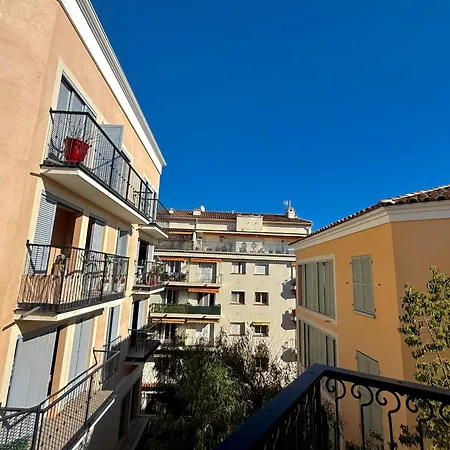 Ferienhaus Old - 4 Persons - Private Parking Antibes